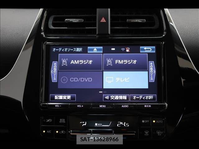 Toyota PRIUS PHV 2017-08 1314840-7