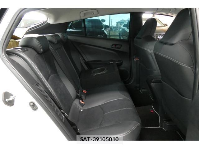 Toyota PRIUS PHV 2019-10 1323001-9