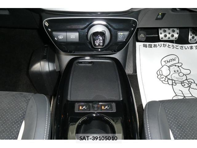 Toyota PRIUS PHV 2019-10 1323001-17