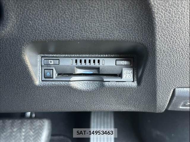 Toyota PRIUS PHV 2019-11 1381605-14