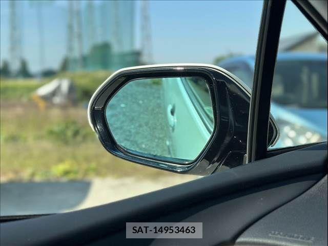 Toyota PRIUS PHV 2019-11 1381605-15