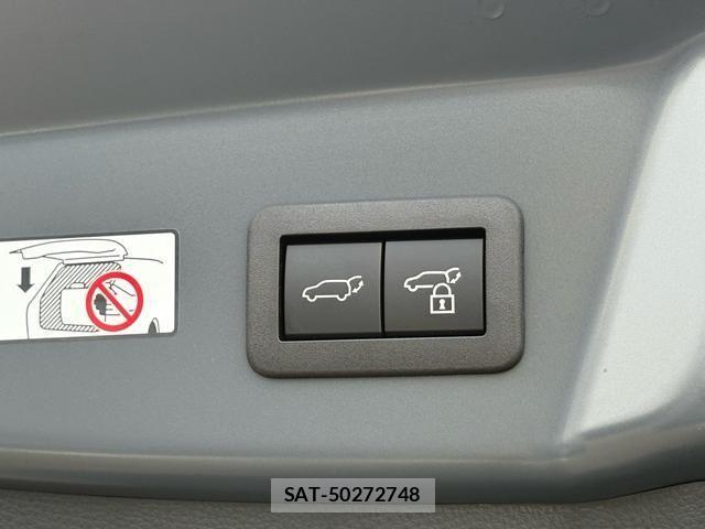 Toyota PRIUS PHV 2023-09 1405381-10