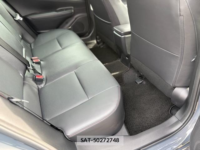 Toyota PRIUS PHV 2023-09 1405381-12