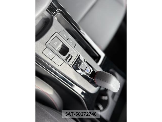Toyota PRIUS PHV 2023-09 1405381-26