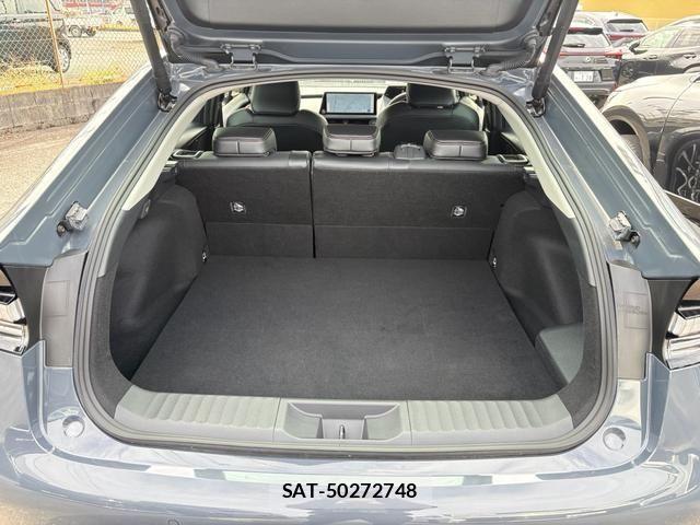 Toyota PRIUS PHV 2023-09 1405381-8