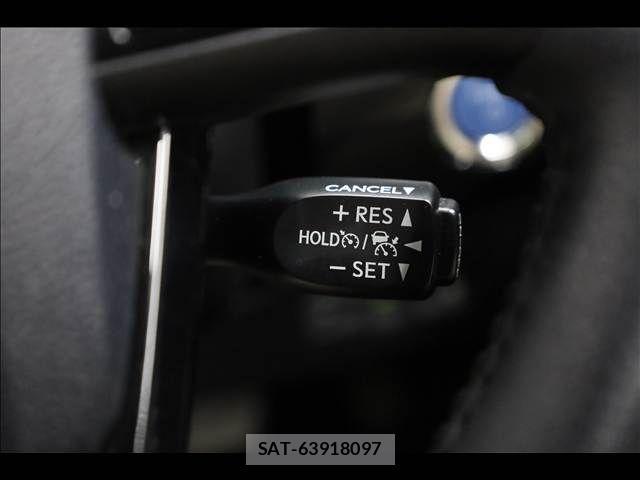 Toyota PRIUS PHV 2022-09 1474556-15