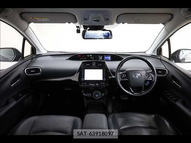 Toyota PRIUS PHV 2022-09 1474556-2