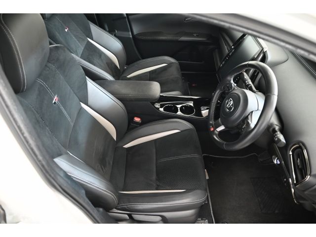 Toyota PRIUS PHV 2019-03 1548840-8