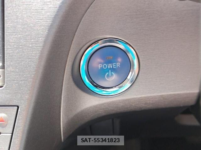 Toyota PRIUS PHV 2012-11 1587039-16