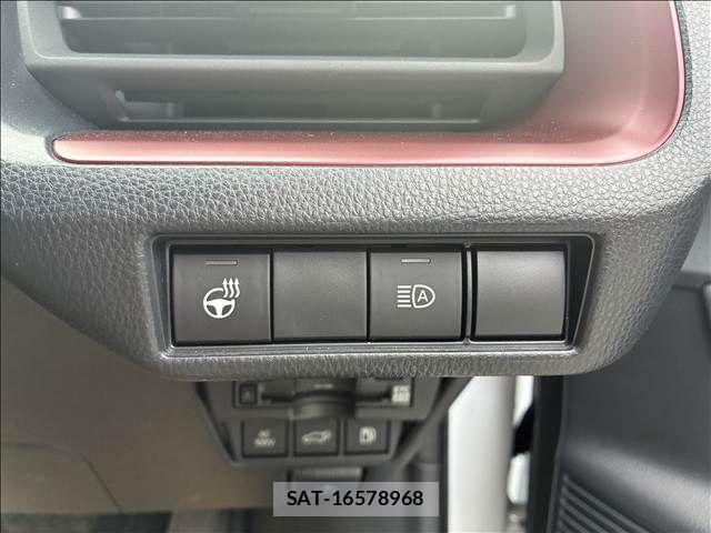 Toyota PRIUS PHV 2023-04 1587034-10