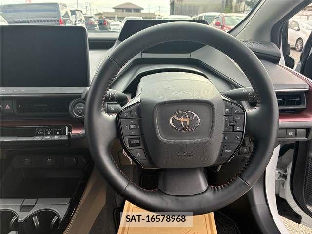 Toyota PRIUS PHV 2023-04 1587034-1