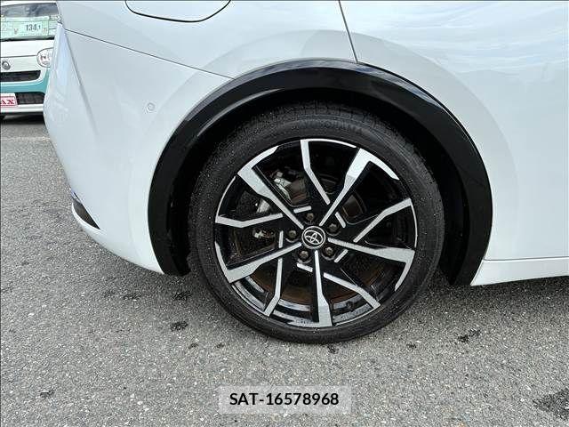 Toyota PRIUS PHV 2023-04 1587034-19