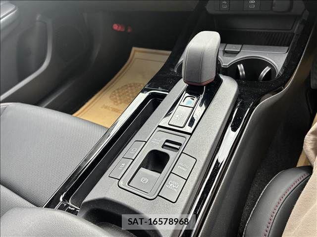 Toyota PRIUS PHV 2023-04 1587034-8
