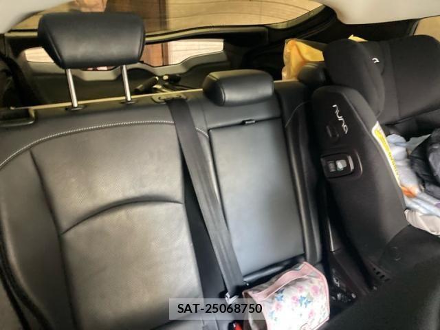 Toyota PRIUS PHV 2021-08 2084848-15