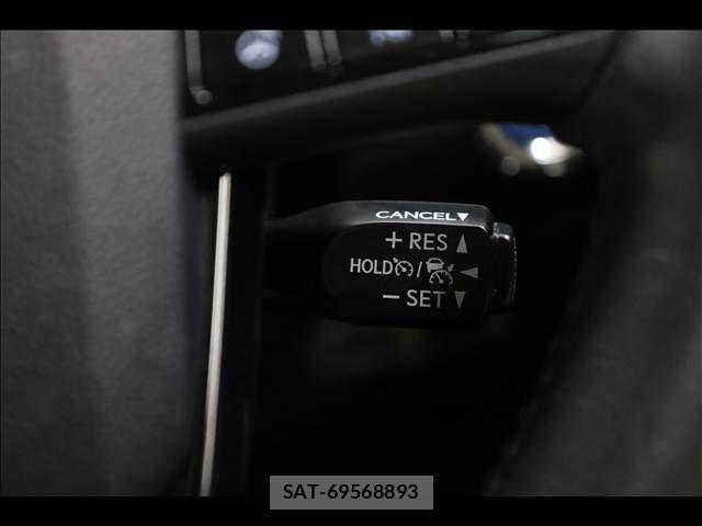 Toyota PRIUS PHV 2020-12 2674689-15