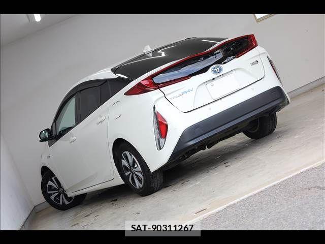 Toyota PRIUS PHV 2019-08 2674706-10