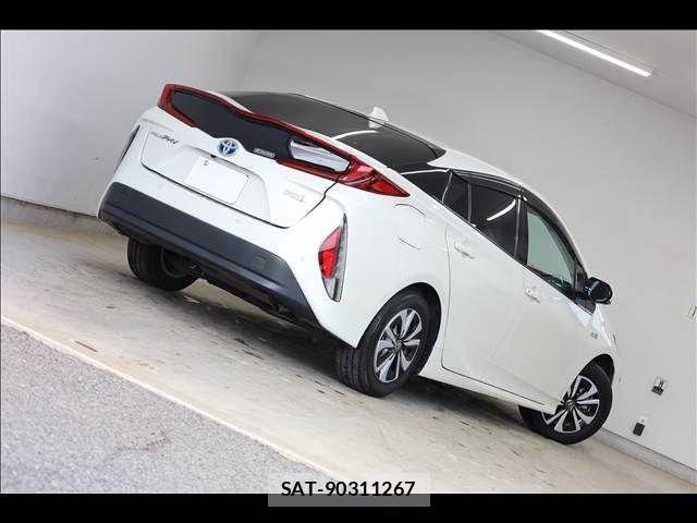 Toyota PRIUS PHV 2019-08 2674706-11