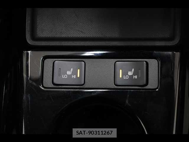 Toyota PRIUS PHV 2019-08 2674706-16