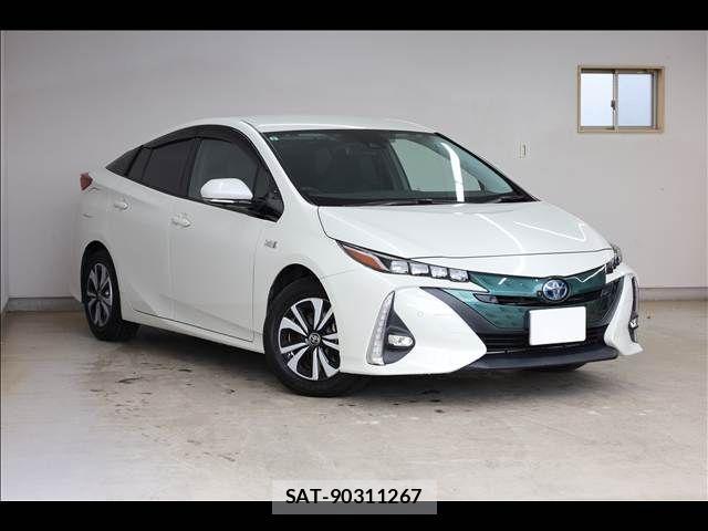 Toyota PRIUS PHV 2019-08 2674706-1