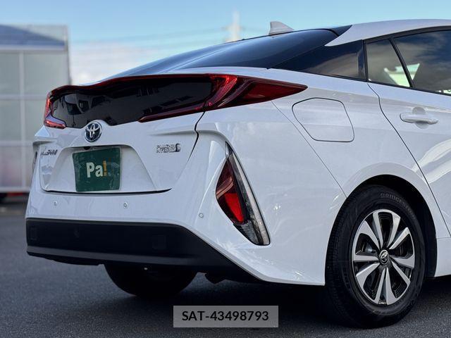 Toyota PRIUS PHV 2020-12 2674696-22