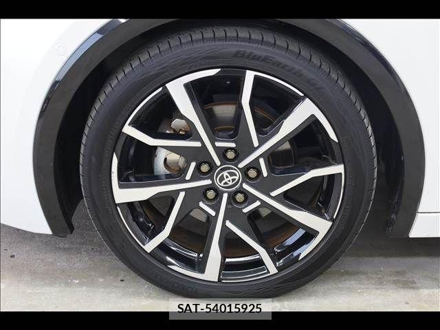 Toyota PRIUS PHV 2023-09 2674676-13