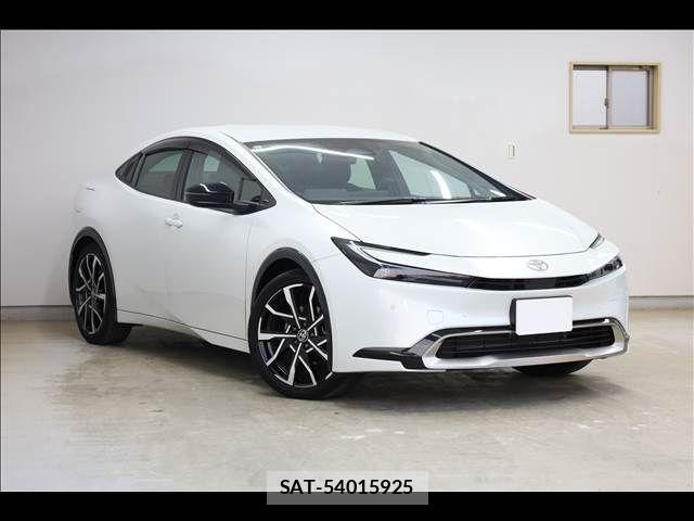 Toyota PRIUS PHV 2023-09 2674676-1