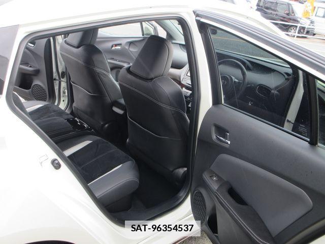 Toyota PRIUS PHV 2017-10 2730006-11