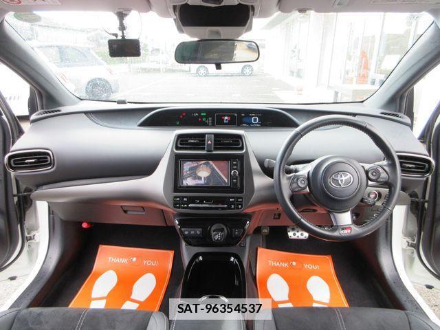 Toyota PRIUS PHV 2017-10 2730006-16