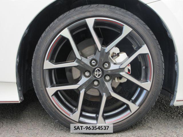 Toyota PRIUS PHV 2017-10 2730006-26