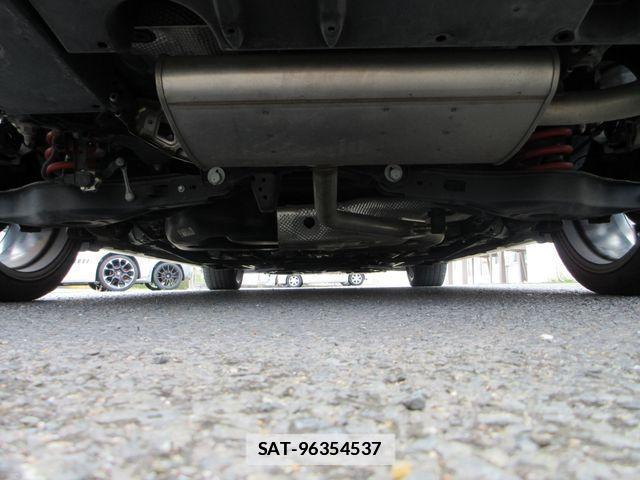 Toyota PRIUS PHV 2017-10 2730006-29