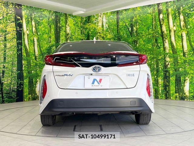 Toyota PRIUS PHV 2019-07 2966079-14