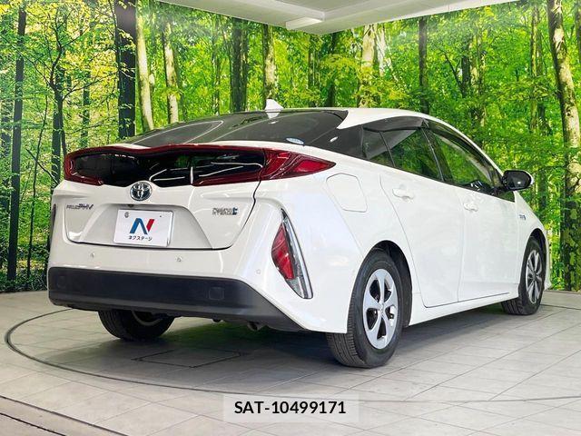 Toyota PRIUS PHV 2019-07 2966079-16