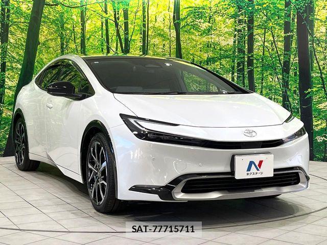 Toyota PRIUS PHV 2023-07 3774888-15