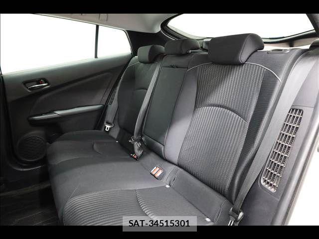 Toyota PRIUS PHV 2019-12 3909099-18