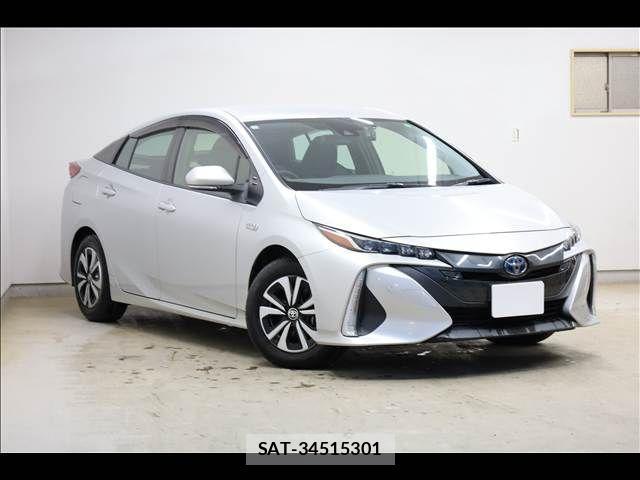 Toyota PRIUS PHV 2019-12 3909099-1