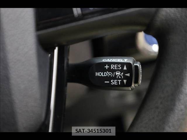 Toyota PRIUS PHV 2019-12 3909099-7