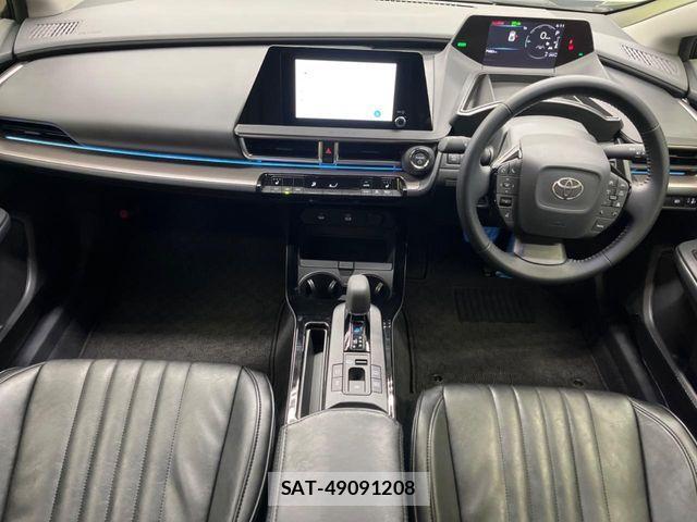 Toyota PRIUS PHV 2025-02 4243082-1