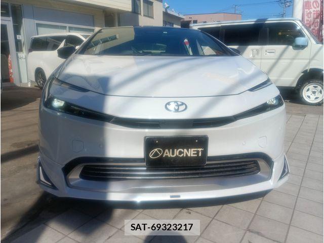 Toyota PRIUS PHV 2023-06 4329736-0