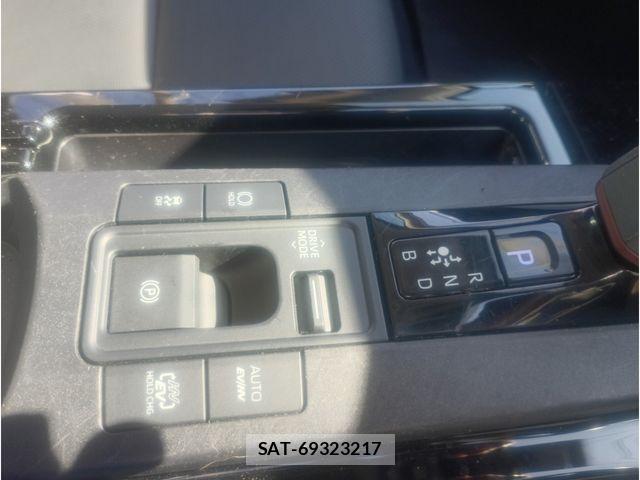 Toyota PRIUS PHV 2023-06 4329736-15