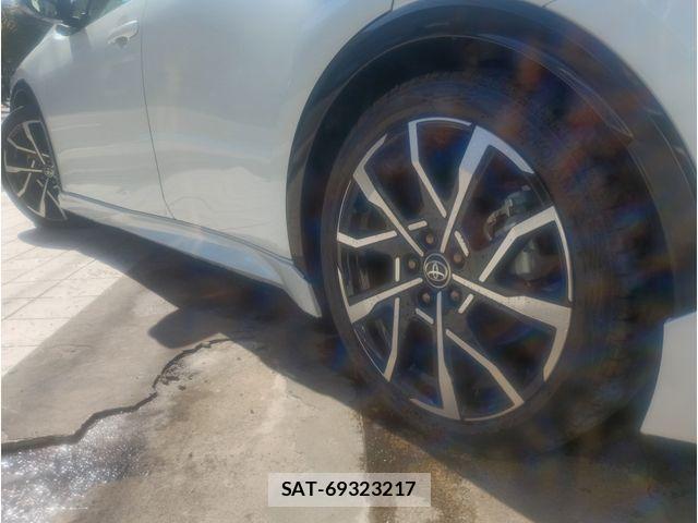 Toyota PRIUS PHV 2023-06 4329736-3