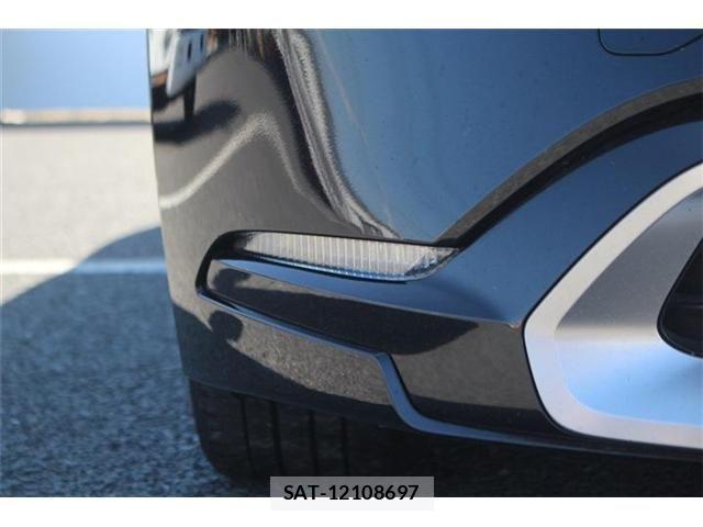 Toyota PRIUS PHV 2023-07 4599963-13