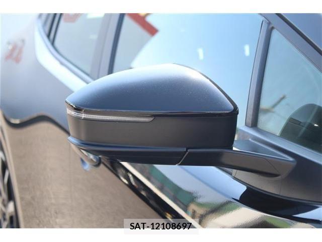 Toyota PRIUS PHV 2023-07 4599963-15