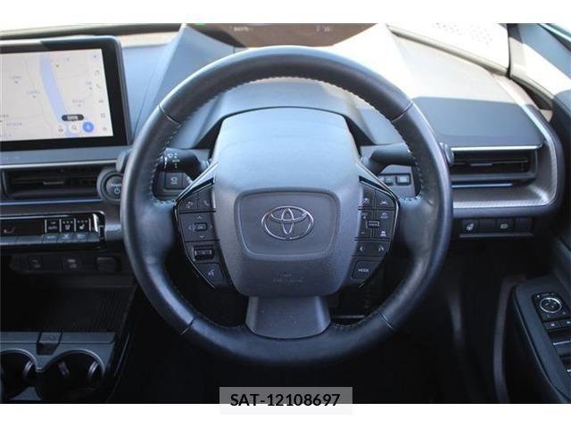 Toyota PRIUS PHV 2023-07 4599963-25