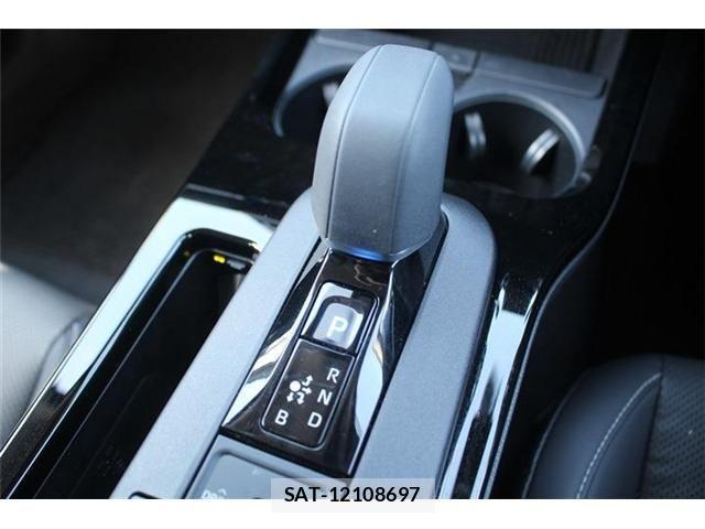 Toyota PRIUS PHV 2023-07 4599963-26