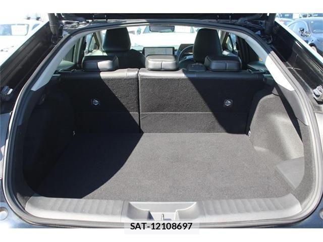 Toyota PRIUS PHV 2023-07 4599963-28