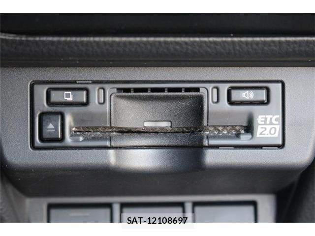 Toyota PRIUS PHV 2023-07 4599963-4