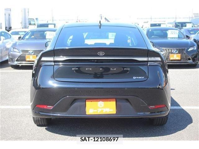 Toyota PRIUS PHV 2023-07 4599963-7