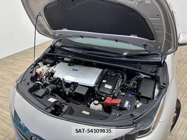 Toyota PRIUS PHV 2018-12 4757143-17