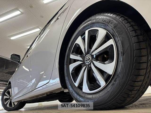 Toyota PRIUS PHV 2018-12 4757143-18