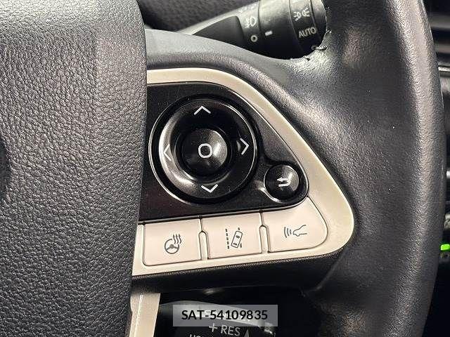 Toyota PRIUS PHV 2018-12 4757143-7